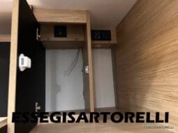 CHAUSSON NEW TITANIUM LINE 627 GARAGE E BASCULANTE 699 cm 165 CV POWER 2026 pieno