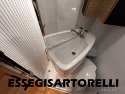 CHAUSSON NEW TITANIUM LINE 627 GARAGE E BASCULANTE 699 cm 165 CV POWER 2026 pieno