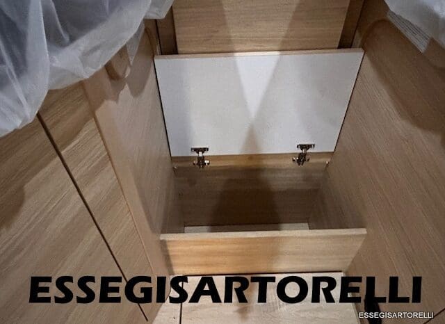 CHAUSSON NEW TITANIUM LINE 627 GARAGE E BASCULANTE 699 cm 165 CV POWER 2026 pieno