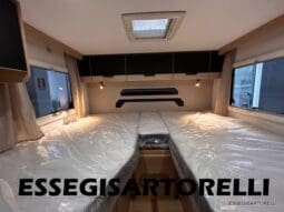 CHAUSSON NEW TITANIUM LINE 627 GARAGE E BASCULANTE 699 cm 165 CV POWER 2026 pieno