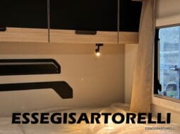 CHAUSSON NEW TITANIUM LINE 627 GARAGE E BASCULANTE 699 cm 165 CV POWER 2026 pieno