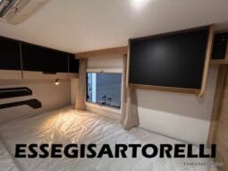 CHAUSSON NEW TITANIUM LINE 627 GARAGE E BASCULANTE 699 cm 165 CV POWER 2026 pieno