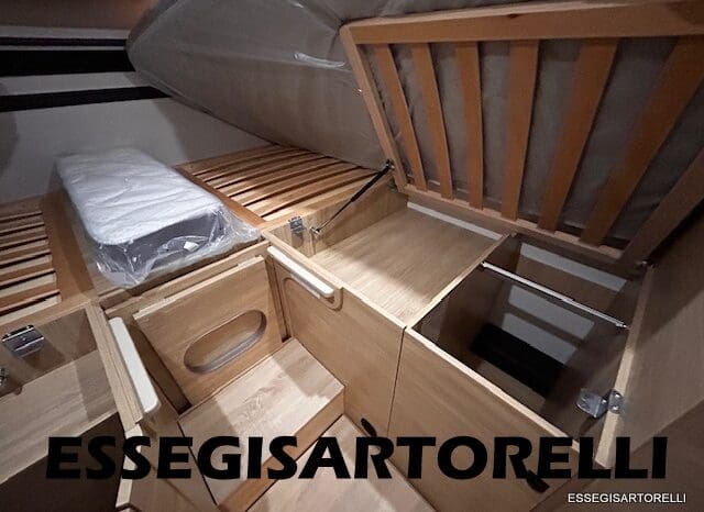 CHAUSSON NEW TITANIUM LINE 627 GARAGE E BASCULANTE 699 cm 165 CV POWER 2026 pieno