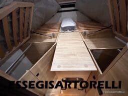 CHAUSSON NEW TITANIUM LINE 627 GARAGE E BASCULANTE 699 cm 165 CV POWER 2026 pieno