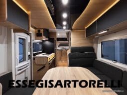 CHAUSSON NEW TITANIUM LINE 627 GARAGE E BASCULANTE 699 cm 165 CV POWER 2026 pieno
