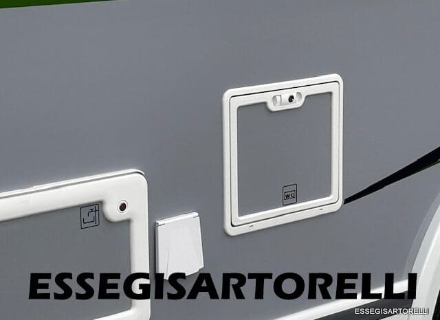 CHAUSSON NEW TITANIUM LINE 627 GARAGE E BASCULANTE 699 cm 165 CV POWER 2026 pieno