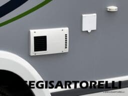 CHAUSSON NEW TITANIUM LINE 627 GARAGE E BASCULANTE 699 cm 165 CV POWER 2026 pieno