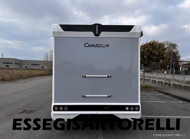CHAUSSON NEW TITANIUM LINE 627 GARAGE E BASCULANTE 699 cm 165 CV POWER 2026 pieno