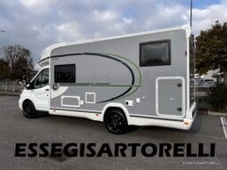 CHAUSSON NEW TITANIUM LINE 627 GARAGE E BASCULANTE 699 cm 165 CV POWER 2026 pieno