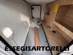 CHAUSSON NEW TITANIUM LINE 627 GARAGE E BASCULANTE 699 cm 165 CV POWER 2026 pieno