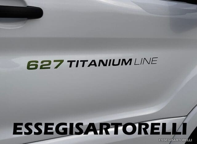 CHAUSSON NEW TITANIUM LINE 627 GARAGE E BASCULANTE 699 cm 165 CV POWER 2026 pieno