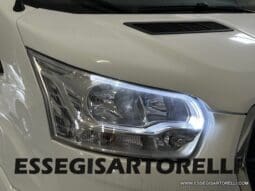 CHAUSSON NEW TITANIUM LINE 640 AUTOMATICO 165 CV 2026 BASCULANTE FULL 639 CM pieno