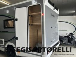 CHAUSSON NEW TITANIUM LINE 640 AUTOMATICO 165 CV 2026 BASCULANTE FULL 639 CM pieno