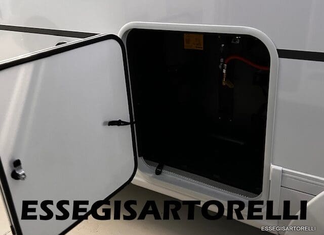 ADRIA NEW SUNLIVING COMFORT A 75 SL 2026 MAXI GARAGE pieno