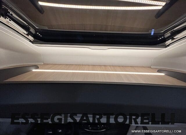 CHAUSSON NEW TITANIUM LINE 640 AUTOMATICO 165 CV 2026 BASCULANTE FULL 639 CM pieno