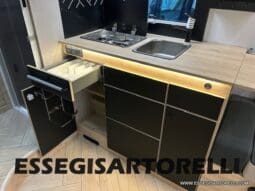 CHAUSSON NEW TITANIUM LINE 640 AUTOMATICO 165 CV 2026 BASCULANTE FULL 639 CM pieno