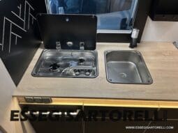 CHAUSSON NEW TITANIUM LINE 640 AUTOMATICO 165 CV 2026 BASCULANTE FULL 639 CM pieno