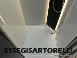 CHAUSSON NEW TITANIUM LINE 640 AUTOMATICO 165 CV 2026 BASCULANTE FULL 639 CM pieno