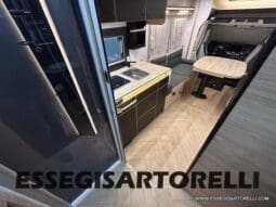 CHAUSSON NEW TITANIUM LINE 640 AUTOMATICO 165 CV 2026 BASCULANTE FULL 639 CM pieno