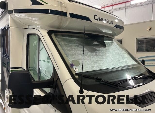 CHAUSSON NEW TITANIUM LINE 640 AUTOMATICO 165 CV 2026 BASCULANTE FULL 639 CM pieno