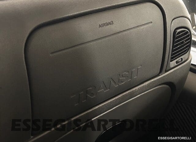 KENTUCKY CORRAL 3 MANSARDATO 6 POSTI OMOLOGATI 2005 TRANSIT GEMELLATO 137 CV pieno