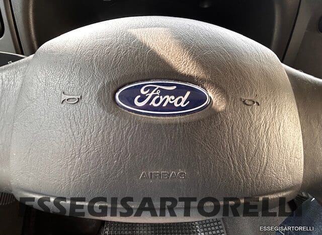 KENTUCKY CORRAL 3 MANSARDATO 6 POSTI OMOLOGATI 2005 TRANSIT GEMELLATO 137 CV pieno