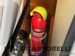 KENTUCKY CORRAL 3 MANSARDATO 6 POSTI OMOLOGATI 2005 TRANSIT GEMELLATO 137 CV pieno