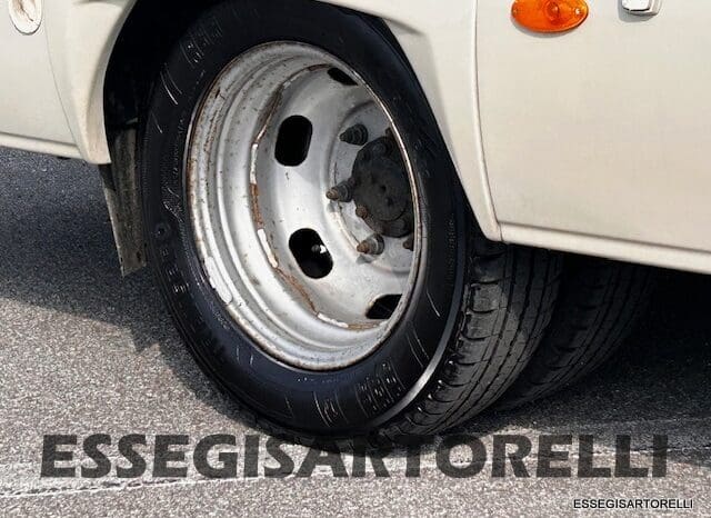 KENTUCKY CORRAL 3 MANSARDATO 6 POSTI OMOLOGATI 2005 TRANSIT GEMELLATO 137 CV pieno