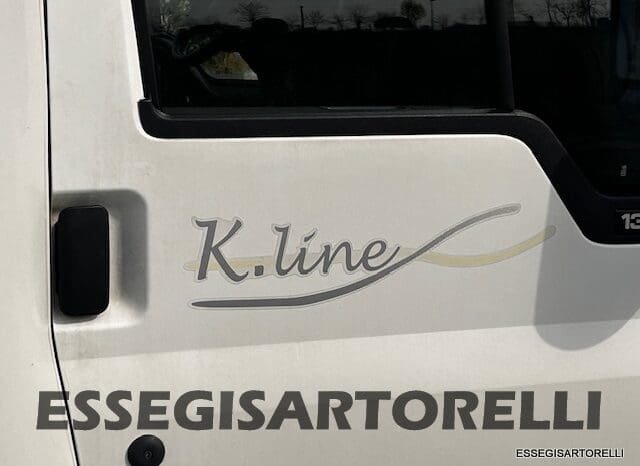 KENTUCKY CORRAL 3 MANSARDATO 6 POSTI OMOLOGATI 2005 TRANSIT GEMELLATO 137 CV pieno