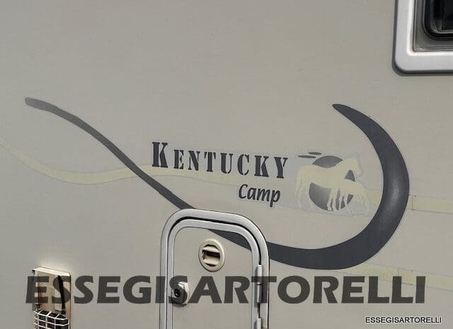 KENTUCKY CORRAL 3 MANSARDATO 6 POSTI OMOLOGATI 2005 TRANSIT GEMELLATO 137 CV pieno