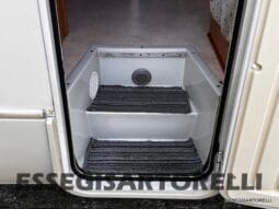 KENTUCKY CORRAL 3 MANSARDATO 6 POSTI OMOLOGATI 2005 TRANSIT GEMELLATO 137 CV pieno