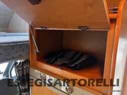 KENTUCKY CORRAL 3 MANSARDATO 6 POSTI OMOLOGATI 2005 TRANSIT GEMELLATO 137 CV pieno