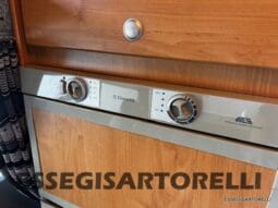 KENTUCKY CORRAL 3 MANSARDATO 6 POSTI OMOLOGATI 2005 TRANSIT GEMELLATO 137 CV pieno