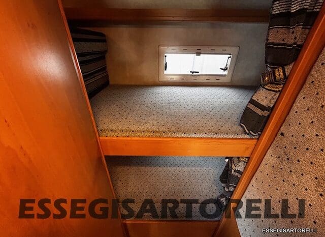 KENTUCKY CORRAL 3 MANSARDATO 6 POSTI OMOLOGATI 2005 TRANSIT GEMELLATO 137 CV pieno