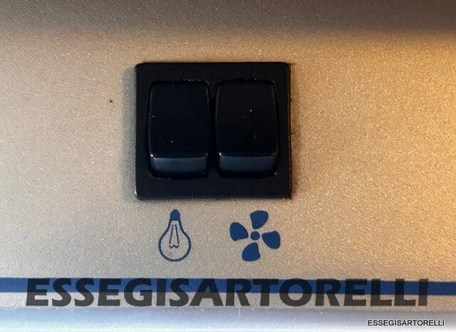 KENTUCKY CORRAL 3 MANSARDATO 6 POSTI OMOLOGATI 2005 TRANSIT GEMELLATO 137 CV pieno