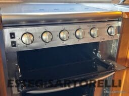 KENTUCKY CORRAL 3 MANSARDATO 6 POSTI OMOLOGATI 2005 TRANSIT GEMELLATO 137 CV pieno