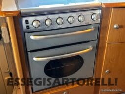 KENTUCKY CORRAL 3 MANSARDATO 6 POSTI OMOLOGATI 2005 TRANSIT GEMELLATO 137 CV pieno