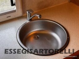 KENTUCKY CORRAL 3 MANSARDATO 6 POSTI OMOLOGATI 2005 TRANSIT GEMELLATO 137 CV pieno