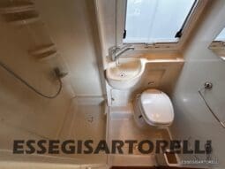 KENTUCKY CORRAL 3 MANSARDATO 6 POSTI OMOLOGATI 2005 TRANSIT GEMELLATO 137 CV pieno