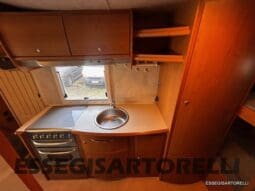 KENTUCKY CORRAL 3 MANSARDATO 6 POSTI OMOLOGATI 2005 TRANSIT GEMELLATO 137 CV pieno