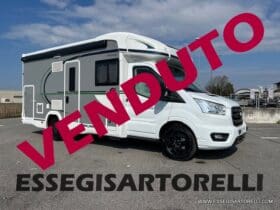 CHAUSSON NEW TITANIUM LINE 640 AUTOMATICO 165 CV 2026 BASCULANTE FULL 639 CM