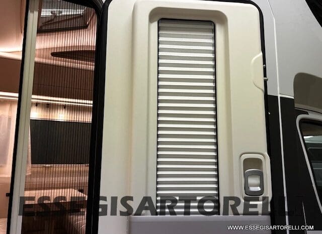 ADRIA 60° NEW CORAL XL A 600 DP GAMMA 2026 NEW DUCATO UCONNECT 699 cm pieno