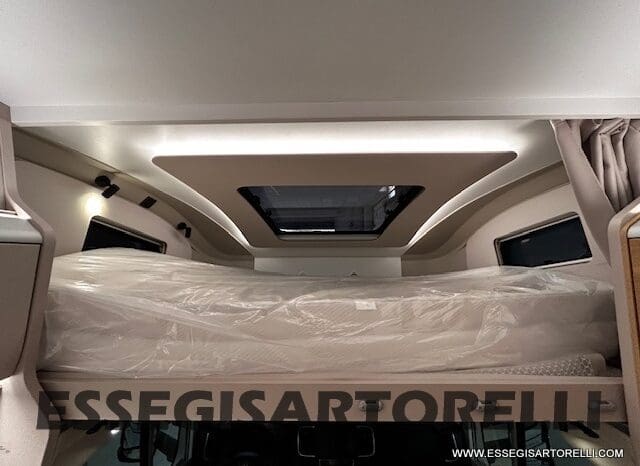 ADRIA 60° NEW CORAL XL A 600 DP GAMMA 2026 NEW DUCATO UCONNECT 699 cm pieno