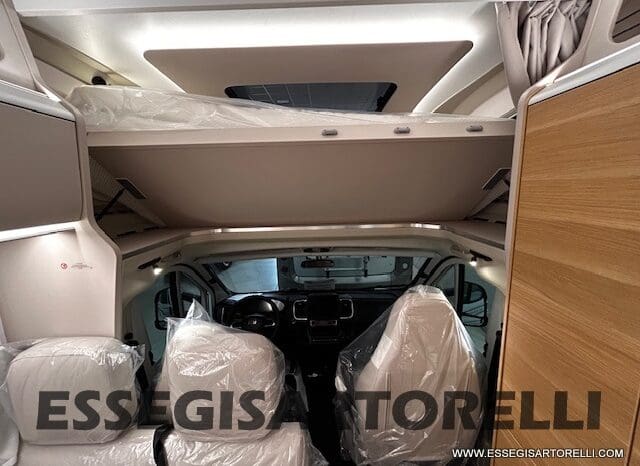 ADRIA 60° NEW CORAL XL A 600 DP GAMMA 2026 NEW DUCATO UCONNECT 699 cm pieno