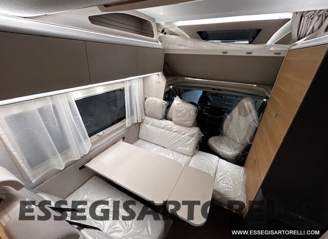 ADRIA 60° NEW CORAL XL A 600 DP GAMMA 2026 NEW DUCATO UCONNECT 699 cm pieno