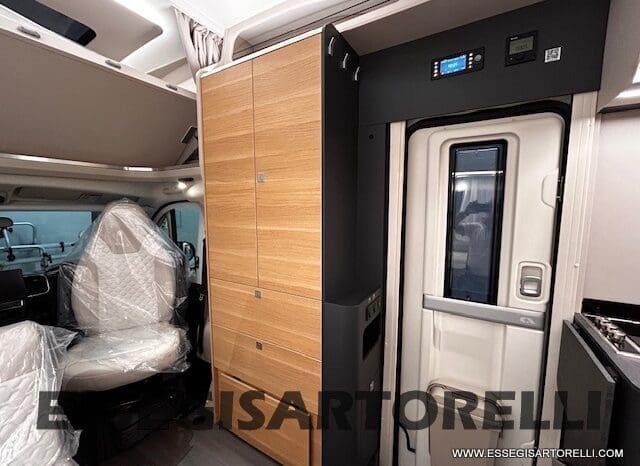 ADRIA 60° NEW CORAL XL A 600 DP GAMMA 2026 NEW DUCATO UCONNECT 699 cm pieno