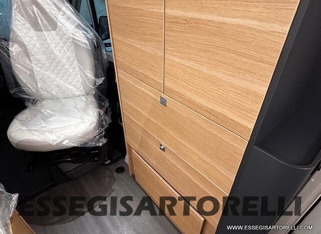 ADRIA 60° NEW CORAL XL A 600 DP GAMMA 2026 NEW DUCATO UCONNECT 699 cm pieno