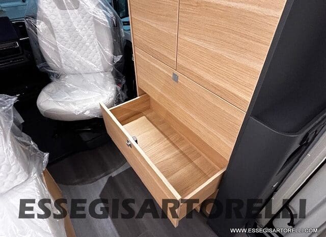 ADRIA 60° NEW CORAL XL A 600 DP GAMMA 2026 NEW DUCATO UCONNECT 699 cm pieno