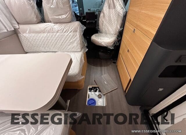 ADRIA 60° NEW CORAL XL A 600 DP GAMMA 2026 NEW DUCATO UCONNECT 699 cm pieno