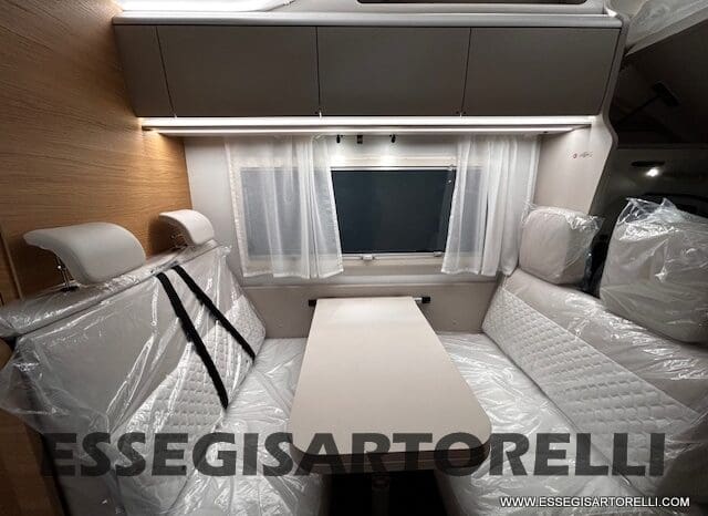 ADRIA 60° NEW CORAL XL A 600 DP GAMMA 2026 NEW DUCATO UCONNECT 699 cm pieno